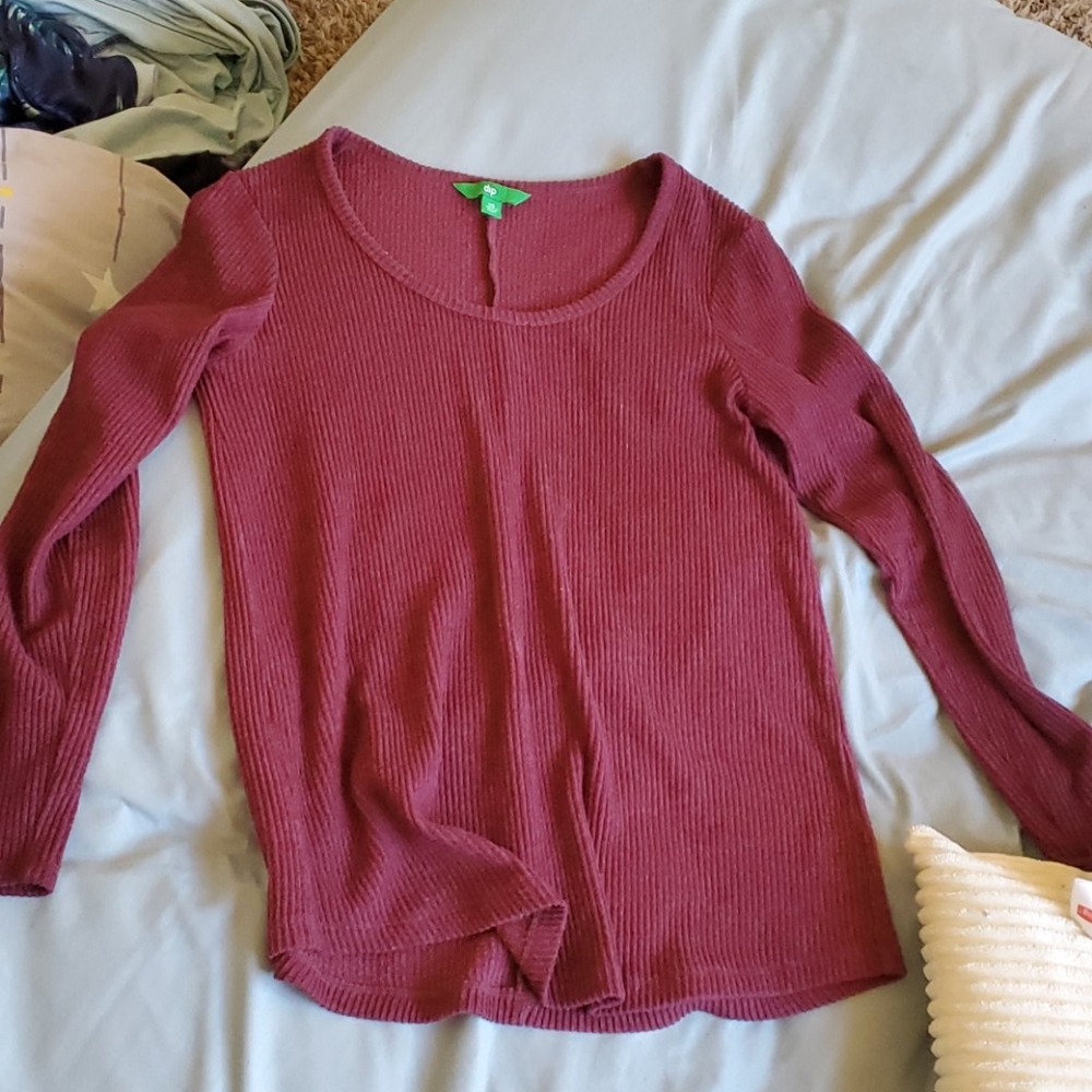maroon long sleeve shirt